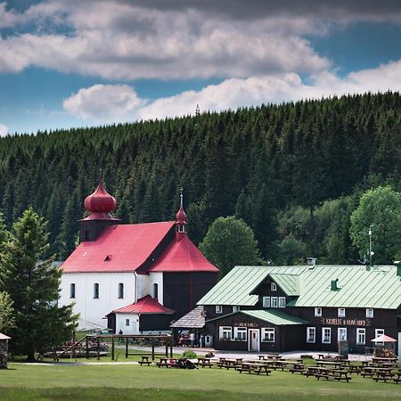 Hotel Krmelec u Kraví Hory Dolní Malá Úpa Exterior foto
